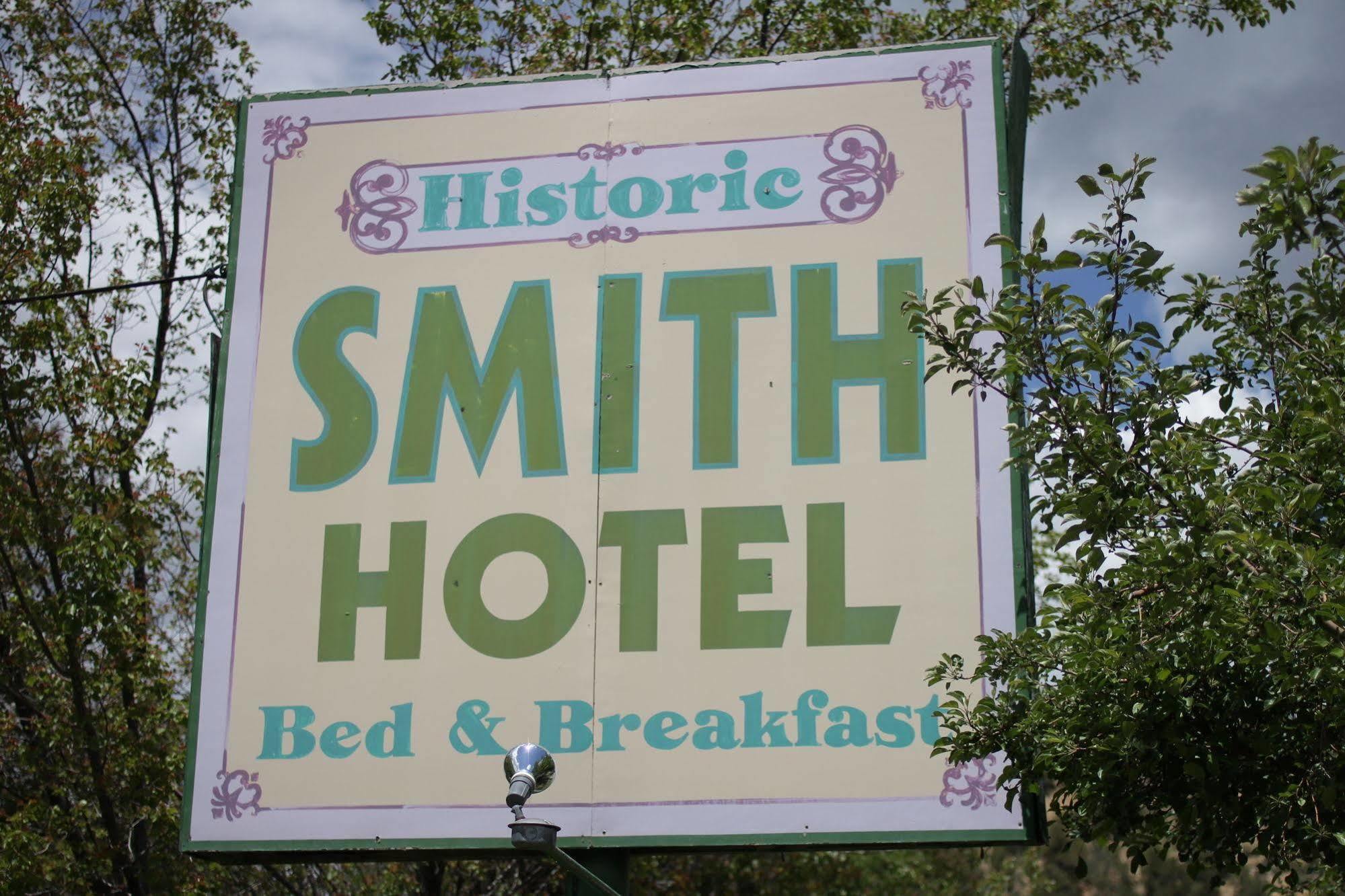 Historic Smith Hotel B&B 글렌데일 외부 사진